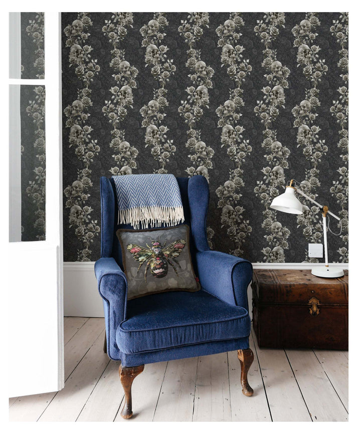 Skulls and Roses wallpaper